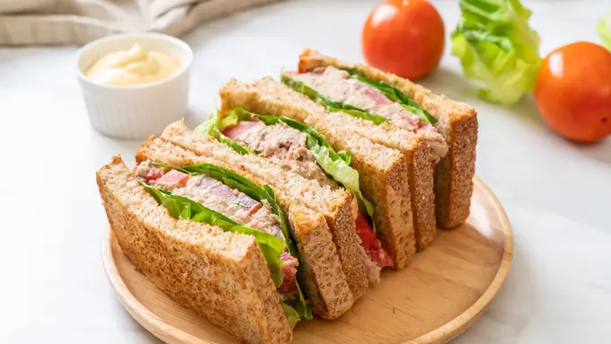Kenalkan Finger Food yuk Moms: Sandwich Tuna Mini
