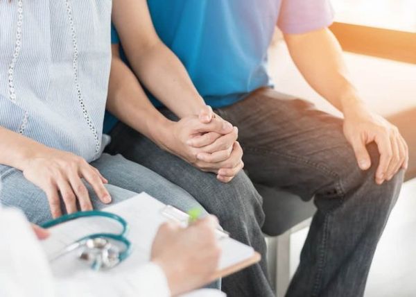 Trauma Pasca Keguguran? Moms Perlu Tahu Cara Tepat Menanganinya